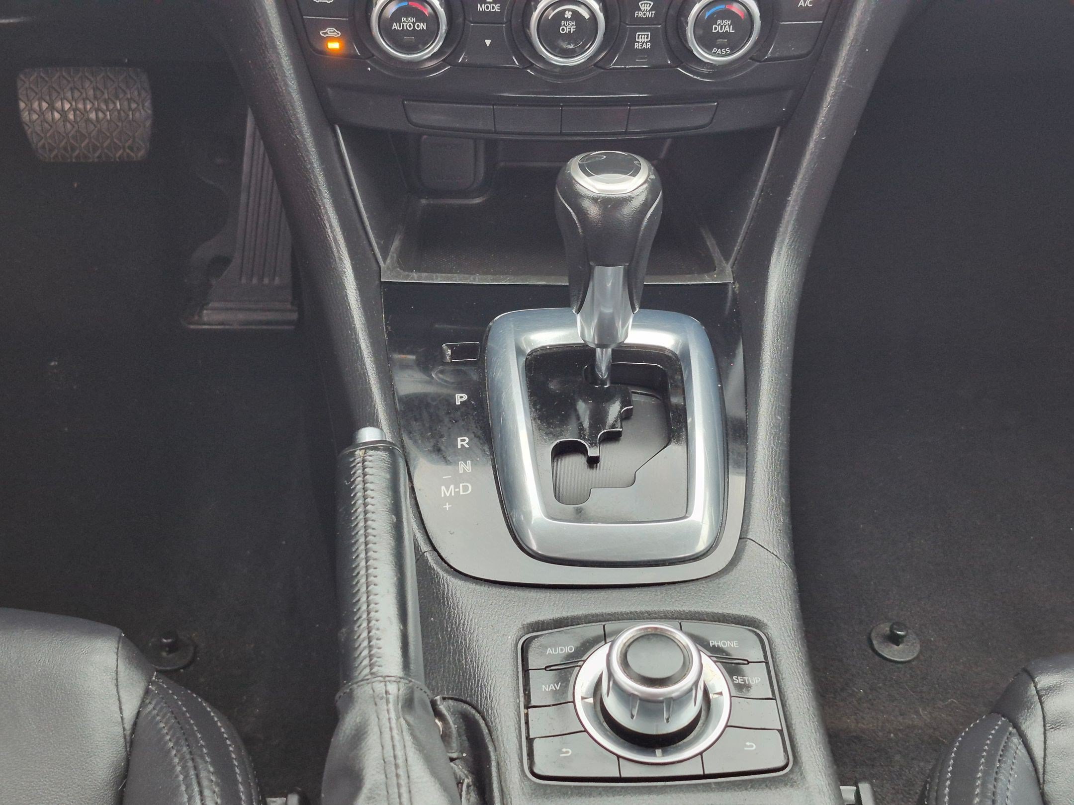 Used 2014 Soul Red Metallic Mazda i Touring image 25