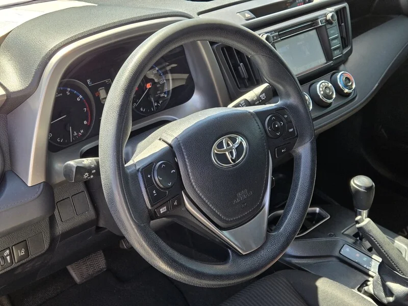 Used 2017 White Toyota LE image 15