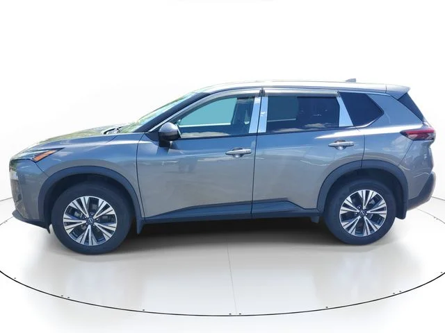 Used 2022 Nissan Rogue SV with VIN 5N1BT3BA4NC676363 for sale in South Holland, IL