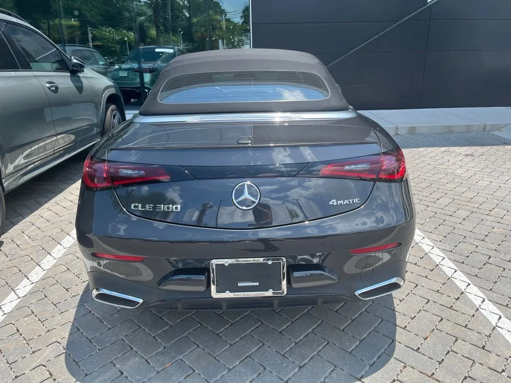 Used 2024 Gray Mercedes-Benz CLE 300 image 7