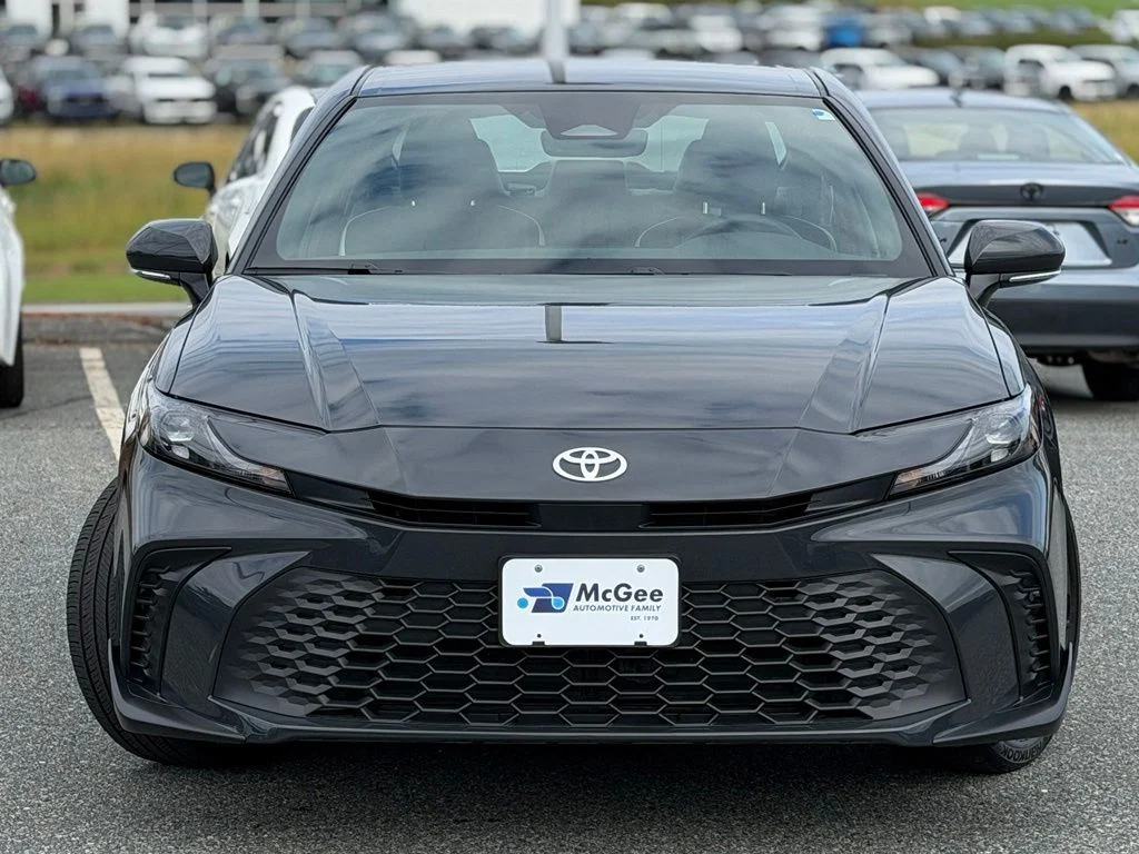 Used 2026  Toyota SE image 2