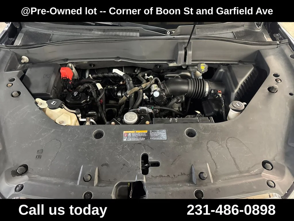 Used 2014 Blue GMC SLE-2 image 10