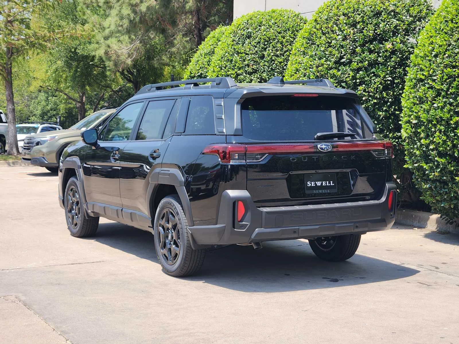 New 2026 CRYSTAL BLACK SILICA Subaru Limited image 4