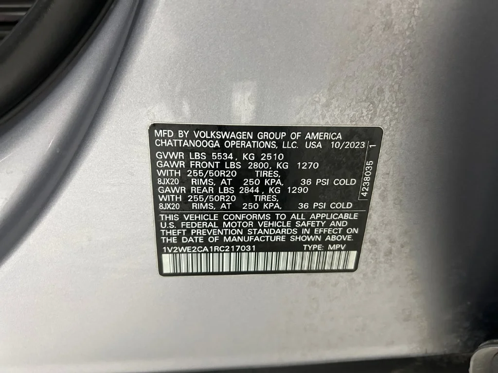 Used 2024  Volkswagen 2.0T SE w/Technology image 18