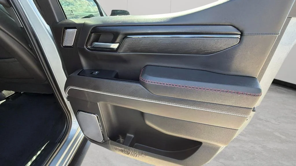 Certified Used 2023 Sterling Metallic GMC AT4X image 34