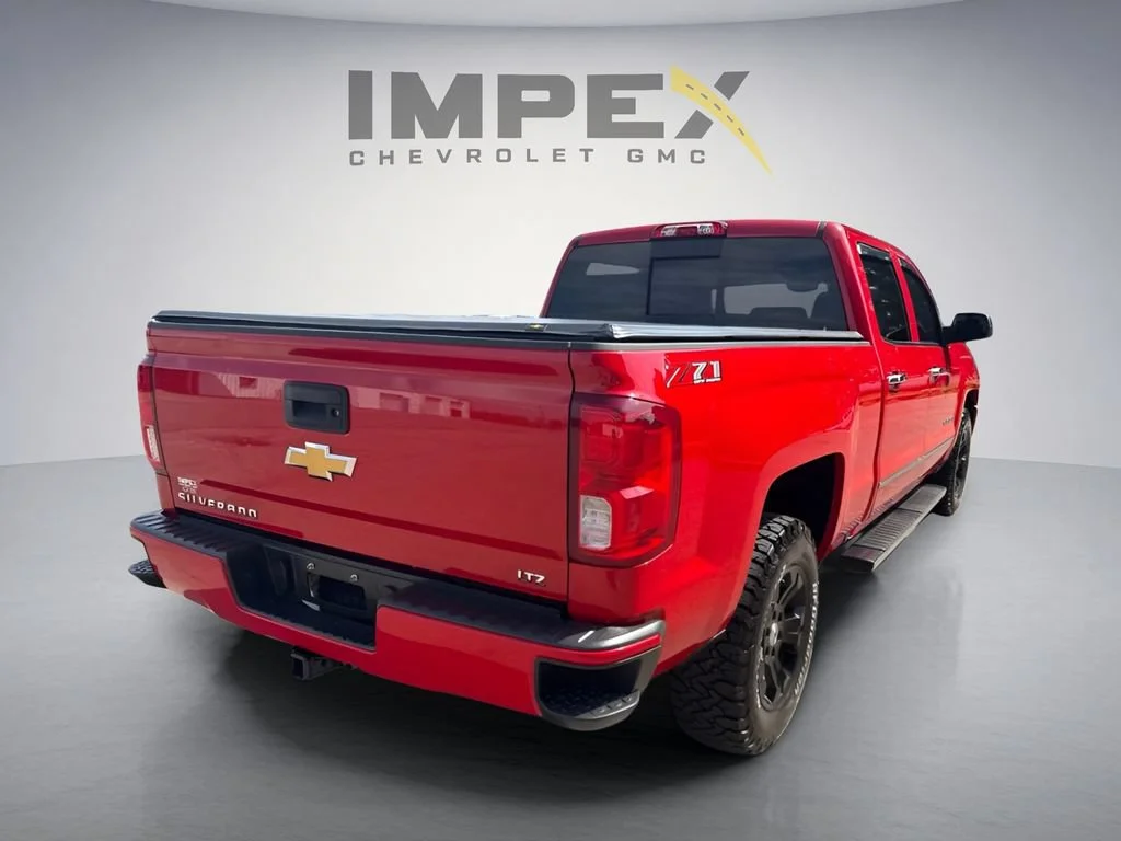 Used 2018 RED HOT Chevrolet LTZ image 5