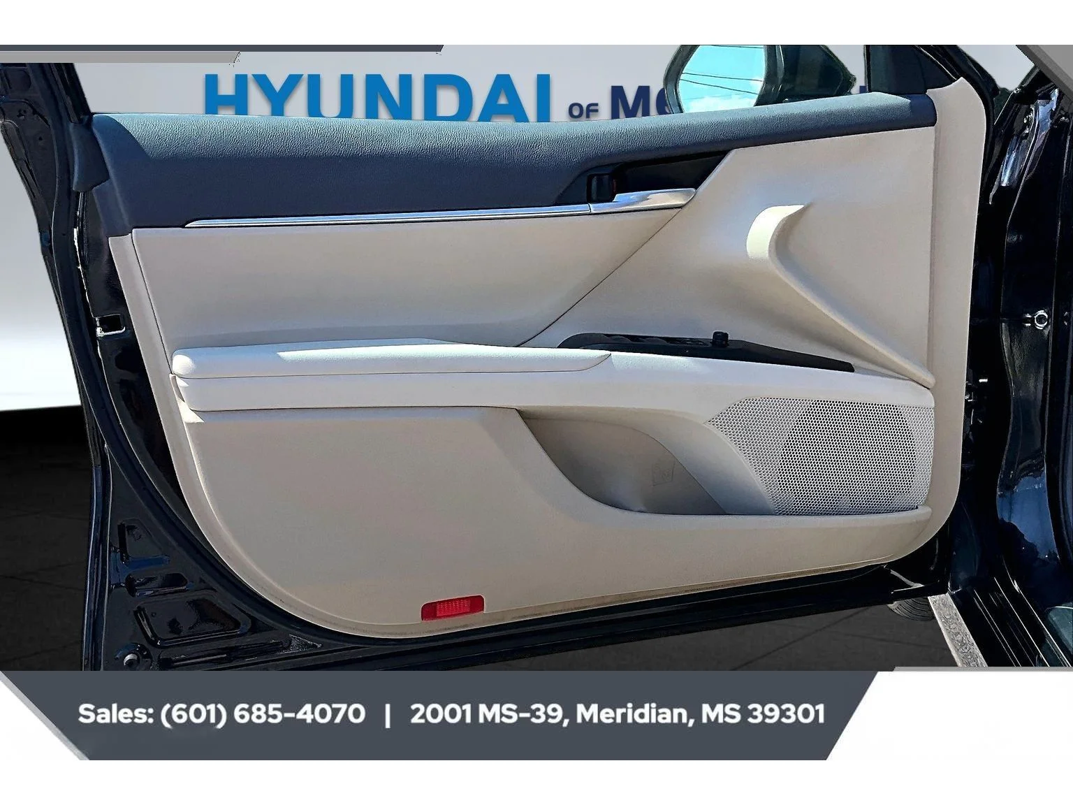 Used 2024 MIDNIGHT BLACK METALLIC Toyota LE image 17