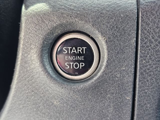 Used 2024 Gray Nissan SV image 22