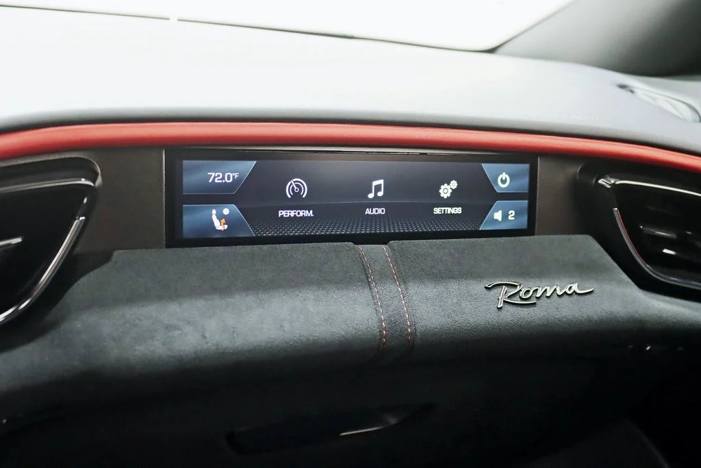Used 2021 Red Ferrari Base image 27