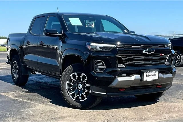 Used 2026 Black Chevrolet Z71 image 2