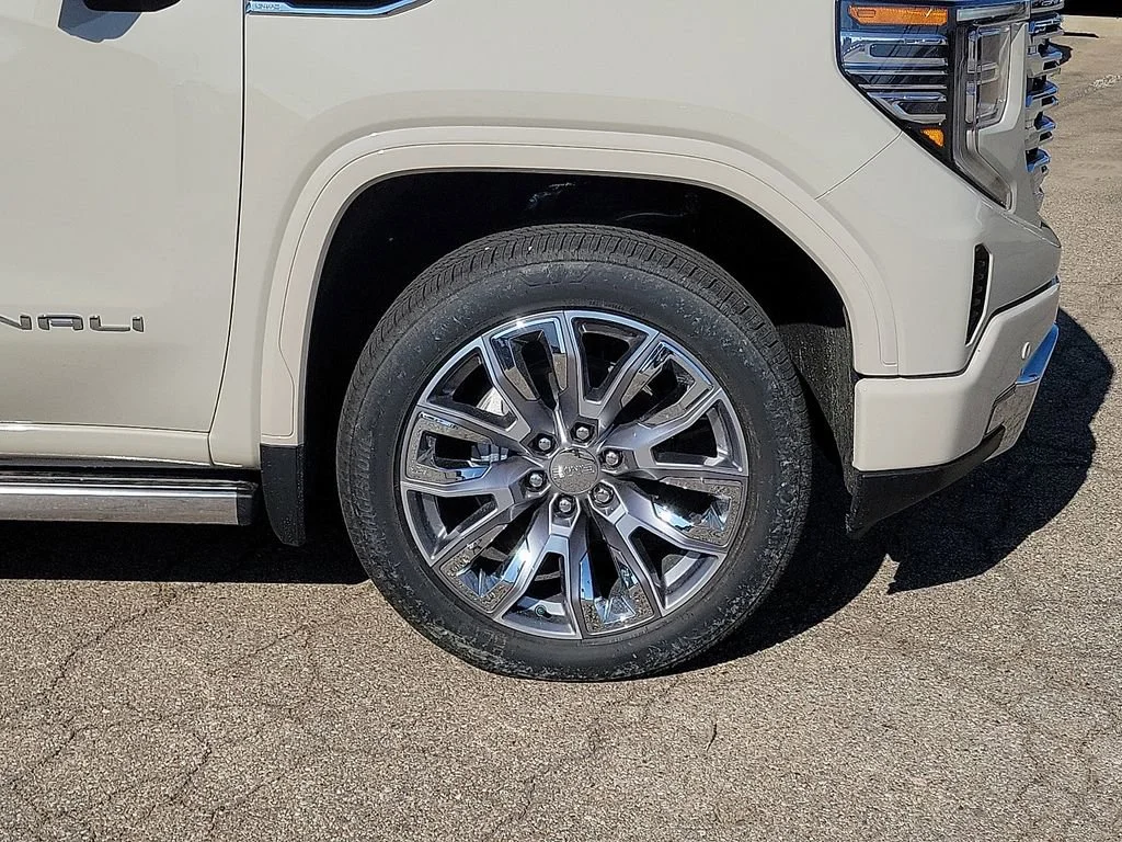 2026 GMC Sierra 1500 Denali - Photo 14