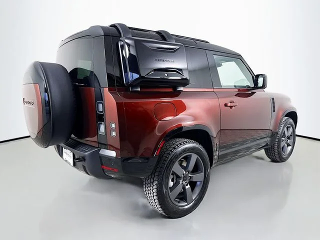 New 2026 Sedona Red Metallic Land Rover X-Dynamic SE image 5