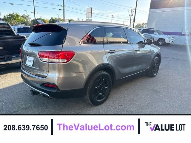 Used 2018 Silver Kia EX image 4
