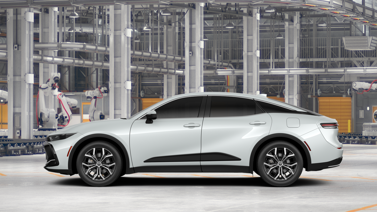 New 2026 Oxygen White Toyota XLE image 4