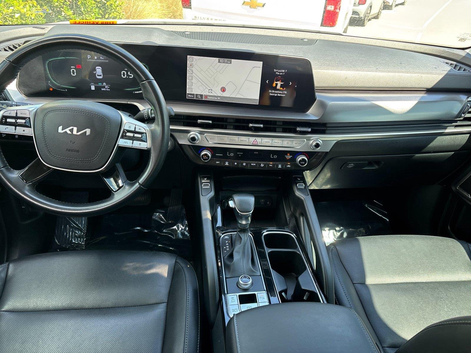Used 2023 Glacial White Pearl Kia S image 35