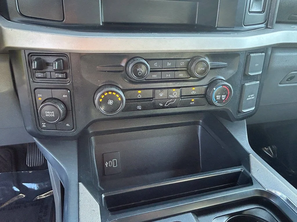 Used 2023 White Ford XLT image 38