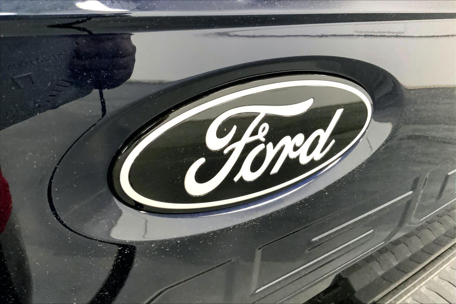 New 2026 Antimatter Blue Metallic Ford XLT image 12