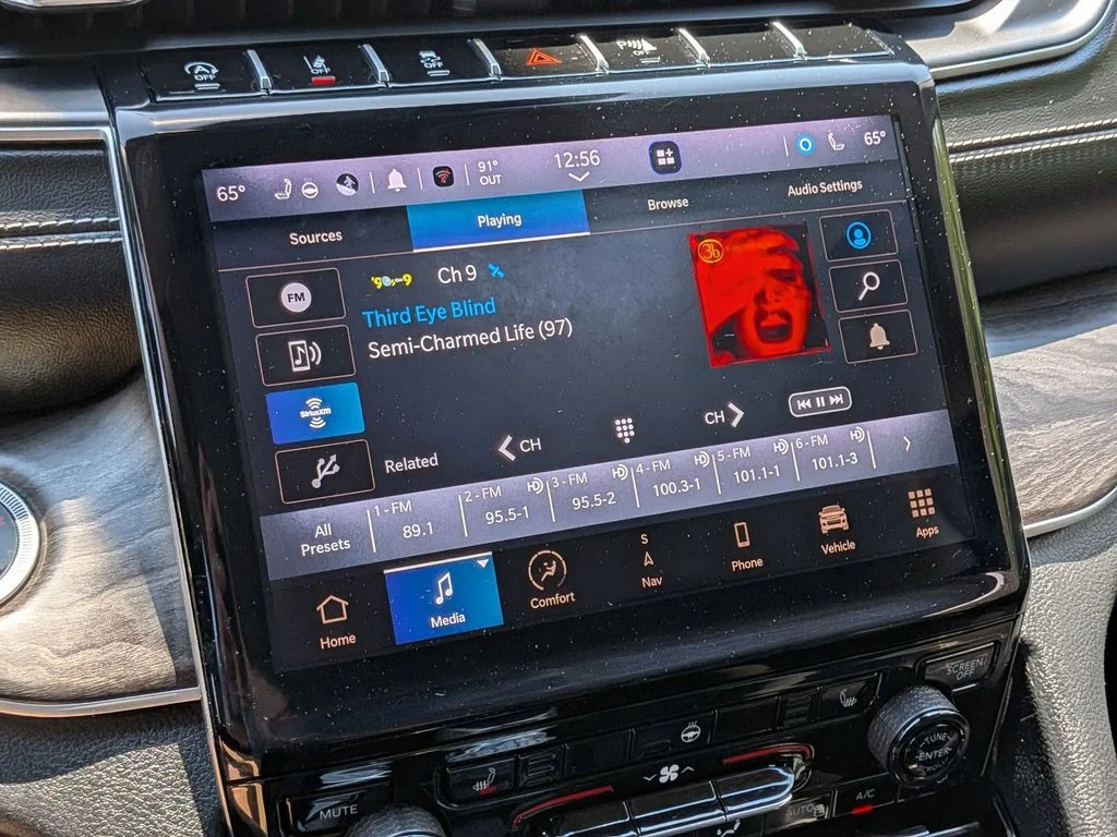 Used 2023 Black Jeep Limited image 19