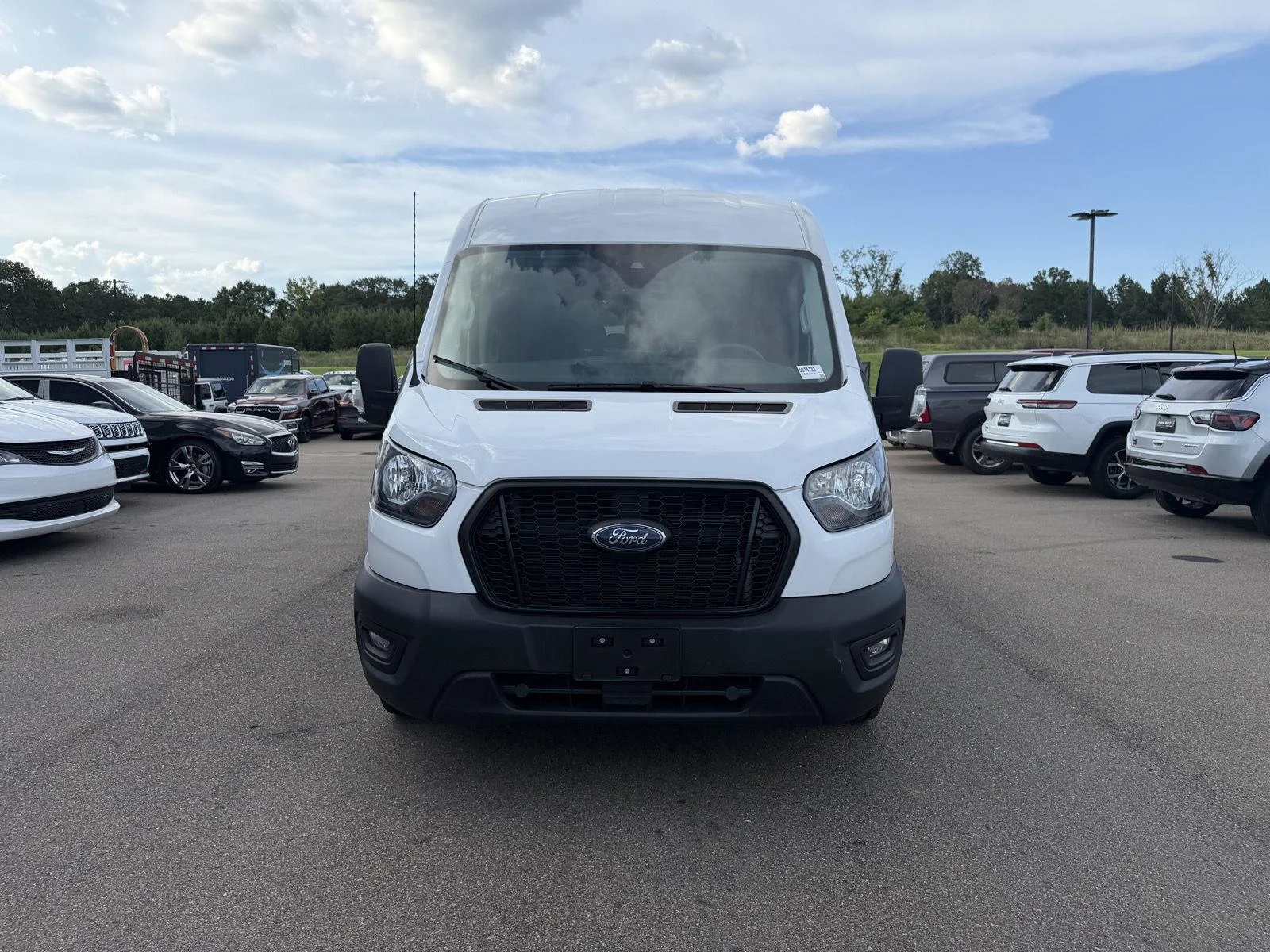 Used 2023 Oxford White Ford 350 XL image 2