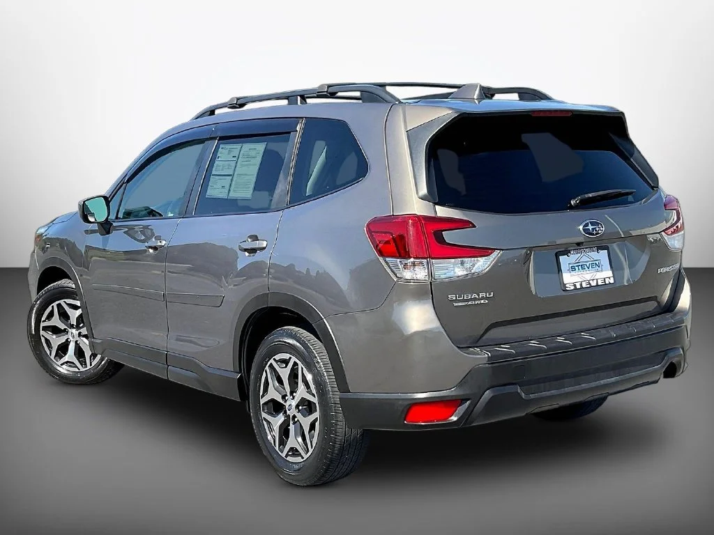 Used 2019 Brown Subaru Premium image 4