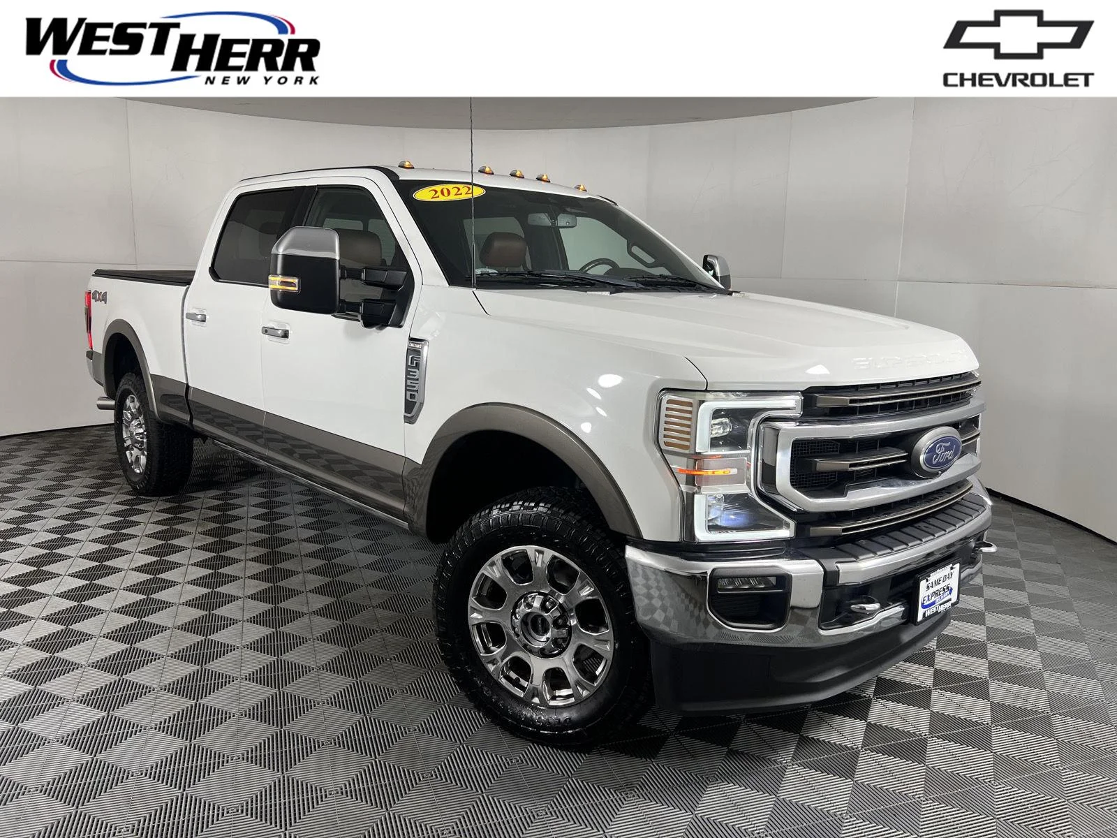 Used 2022 Wh Ford XL image 1
