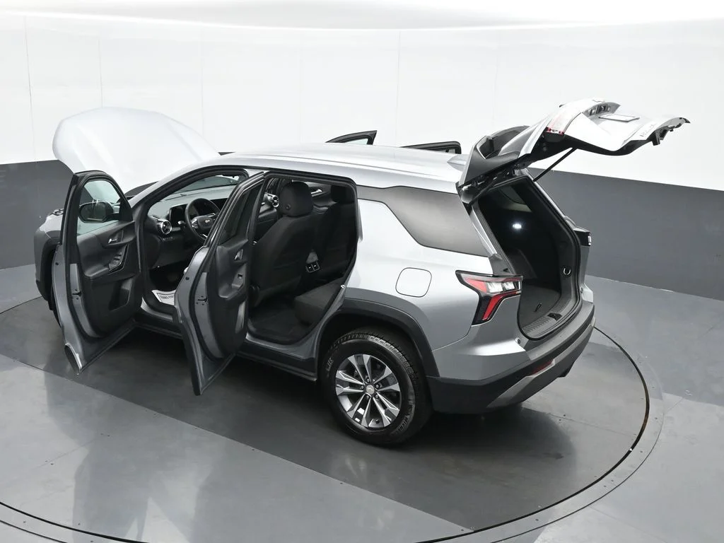 Used 2026 Gray Chevrolet LT image 38