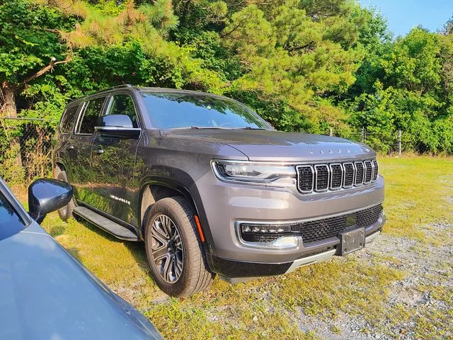 Used 2024 Gray Jeep Series II image 3