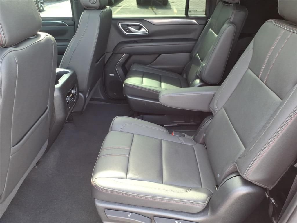 2022 CHEVROLET SUBURBAN - Image 11