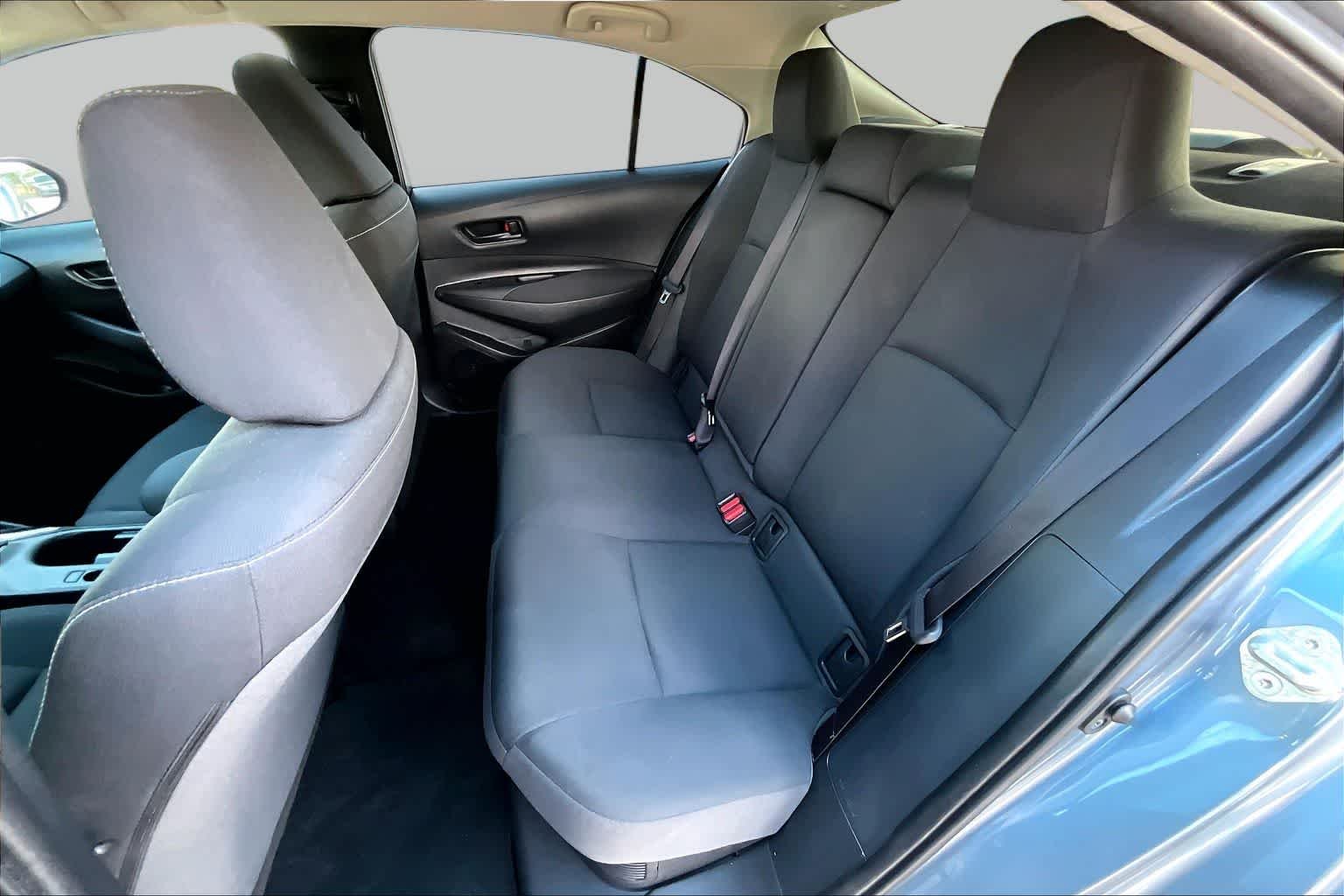 Used 2025 Celestite Toyota Hybrid LE image 40
