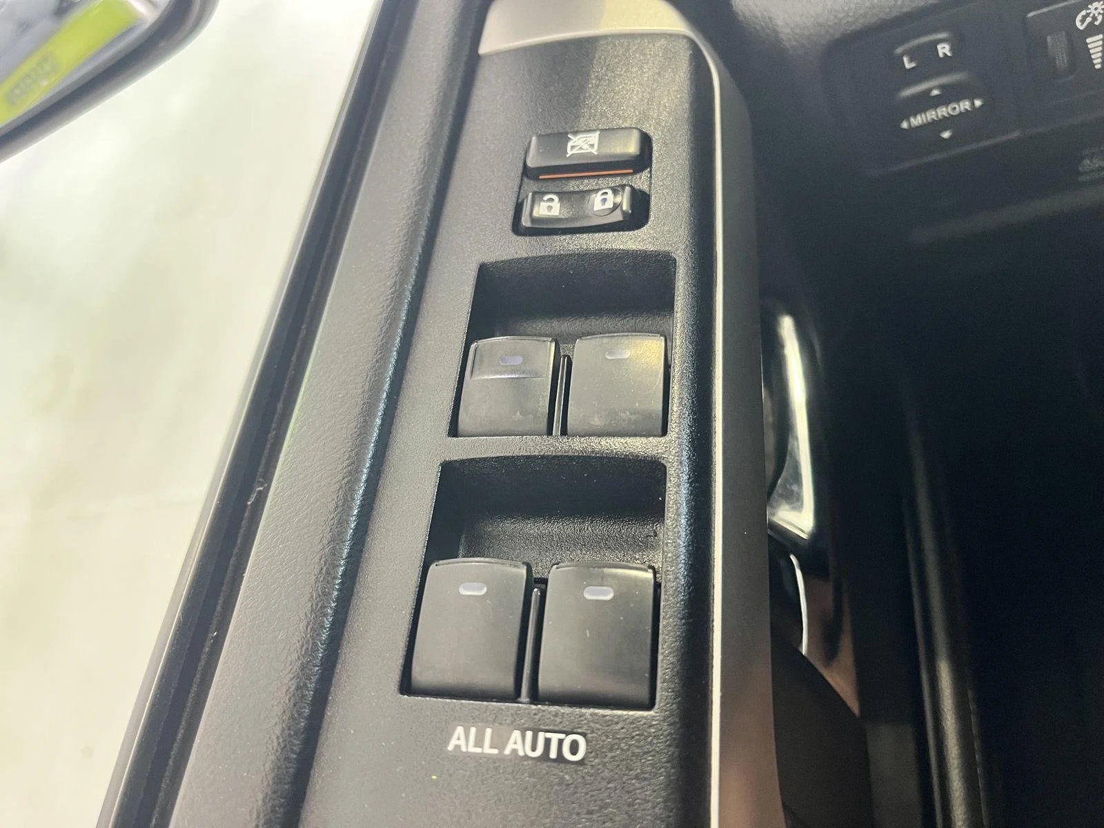 Used 2019 Super White Toyota SR5 image 45