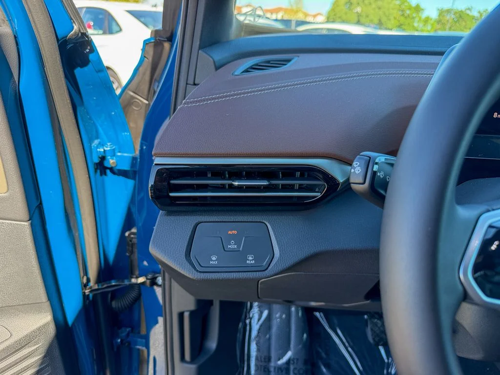 New 2026 Mountain Lake Blue Metallic Volkswagen Pro image 17