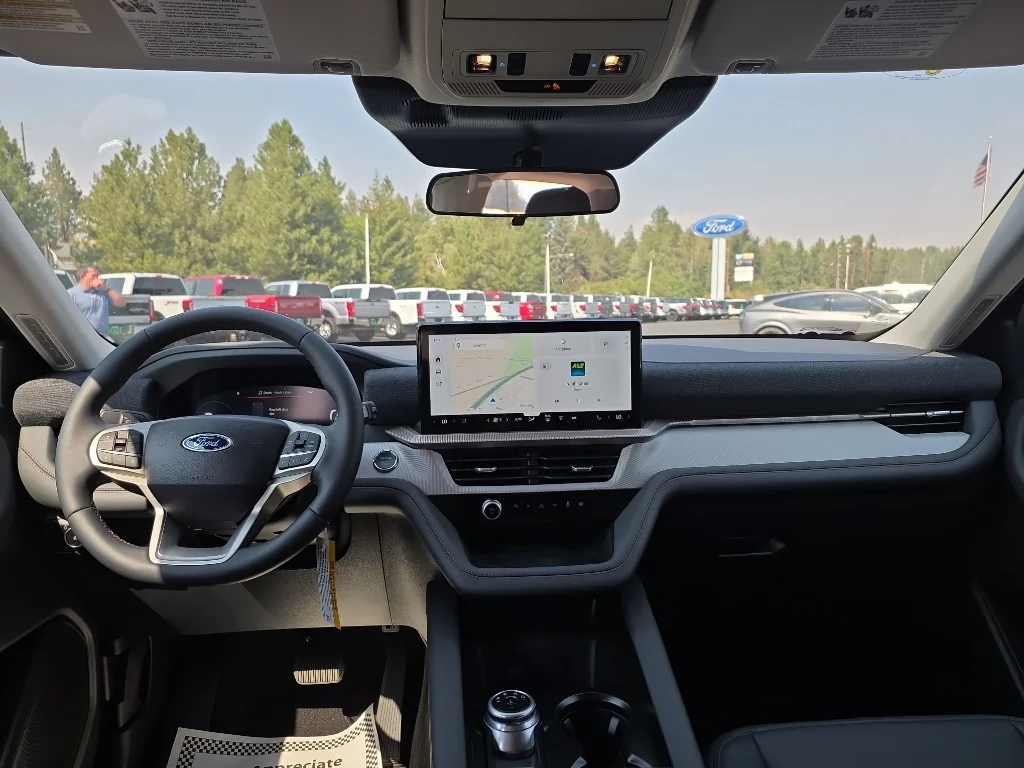 New 2026 Space White Metallic Ford Active image 18