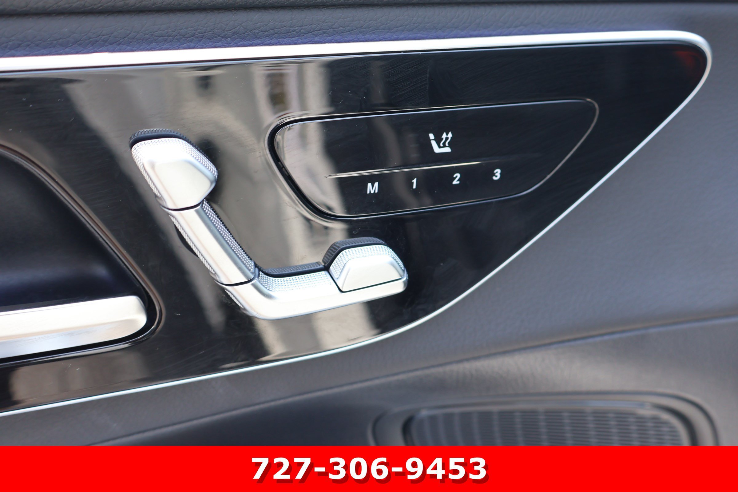 Certified Used 2025 Polar White Mercedes-Benz GLC 300 image 16