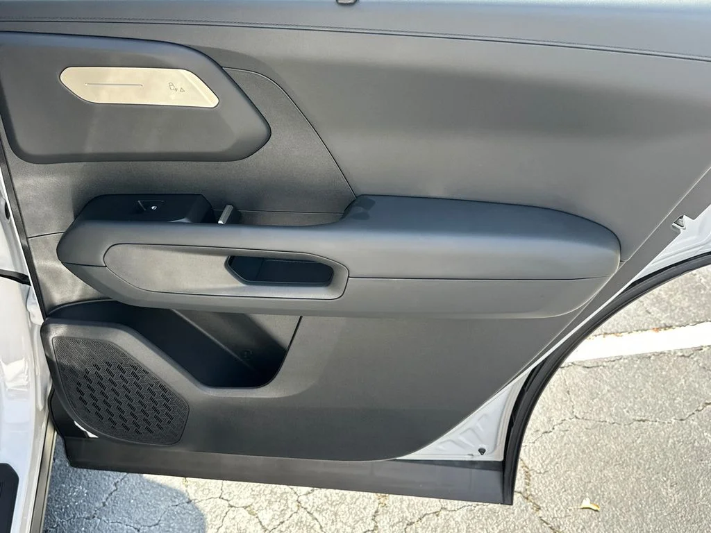 New 2027 White Kia EX image 16