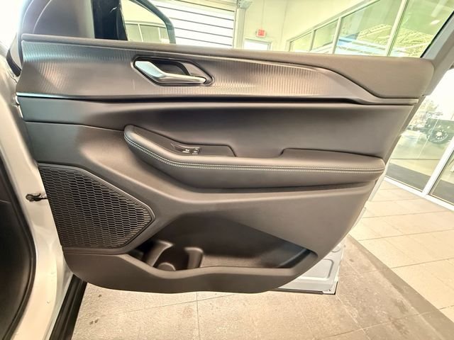2025 Jeep Grand Cherokee Altitude - Photo 41