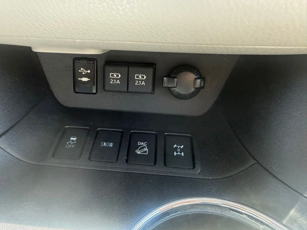 Certified Used 2019 Blizzard Pearl Toyota XLE image 22
