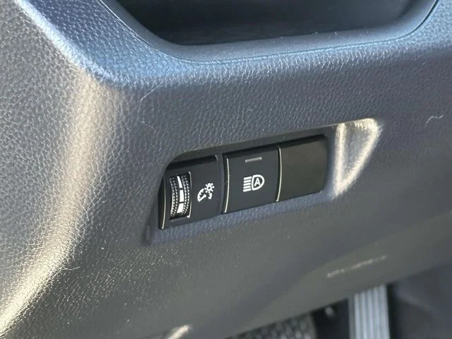 Used 2023 Ice Toyota LE image 19
