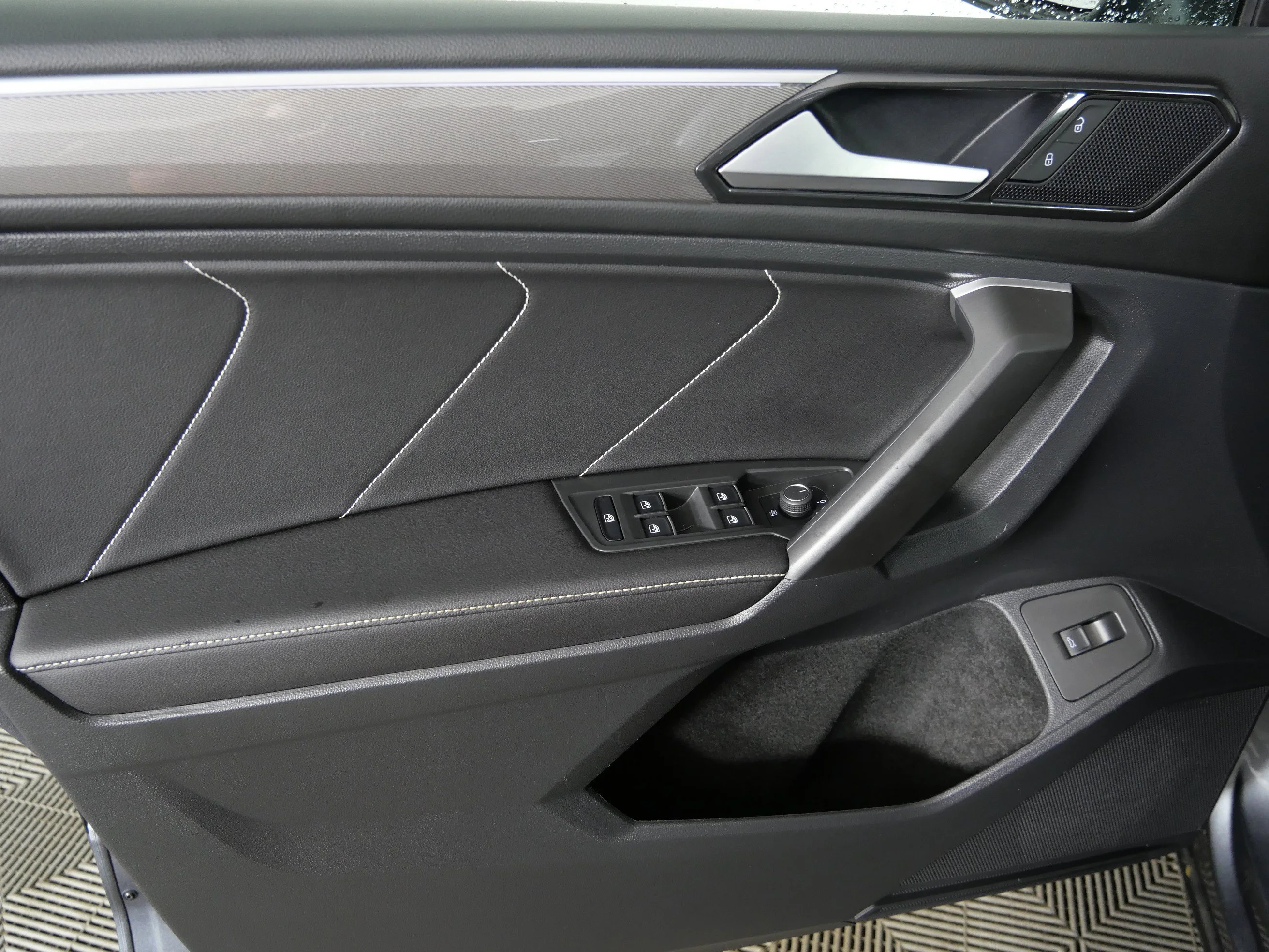 Certified Used 2024 Gray Volkswagen SE R-Line Black image 22