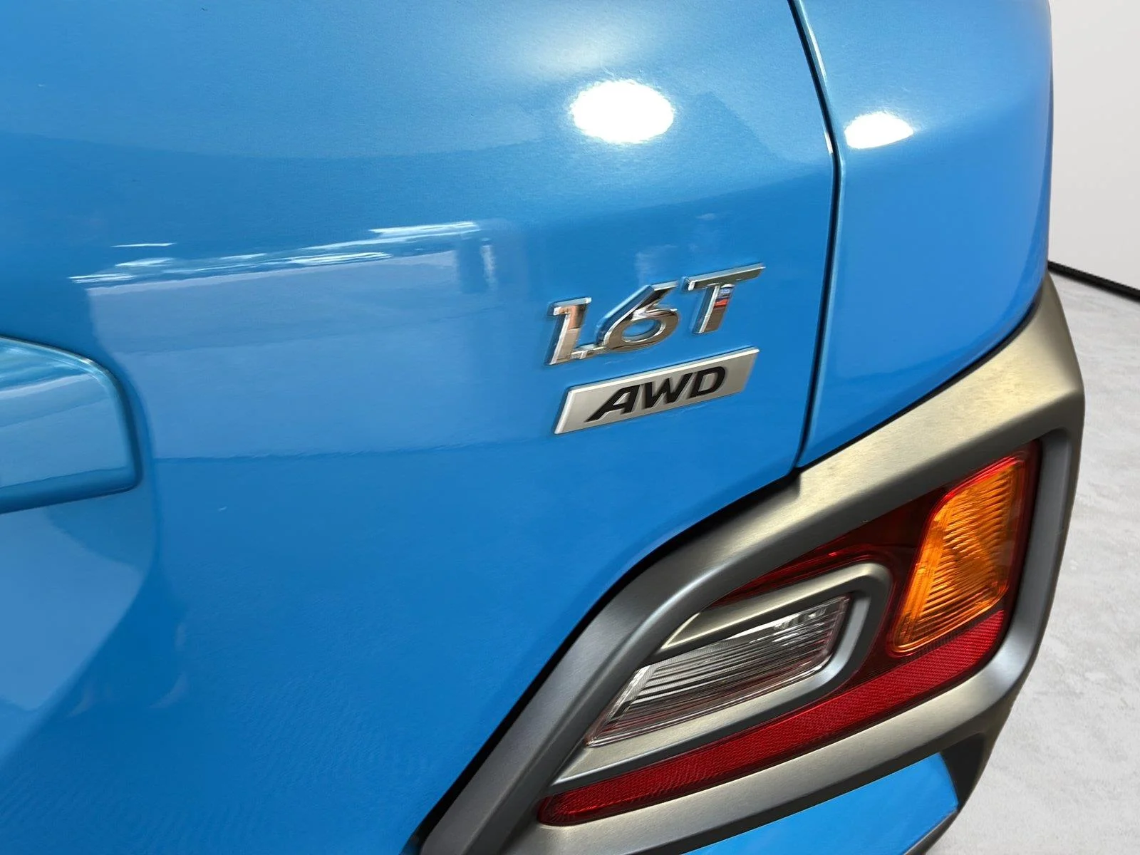 Used 2020 Surf Blue Hyundai Ultimate image 8