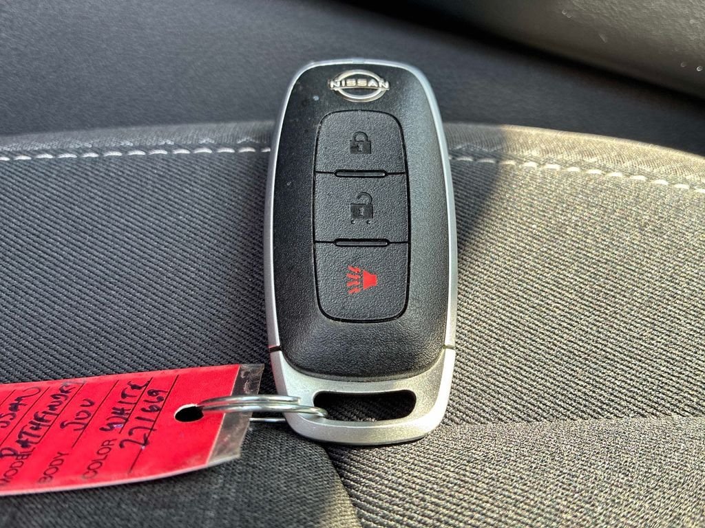 Used 2025 White Nissan S image 9