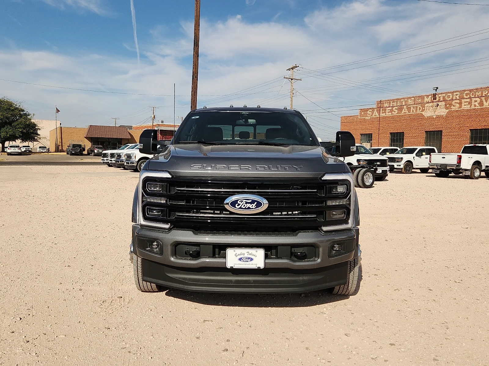 New 2027 Carbonized Gray Metallic Ford Platinum image 2