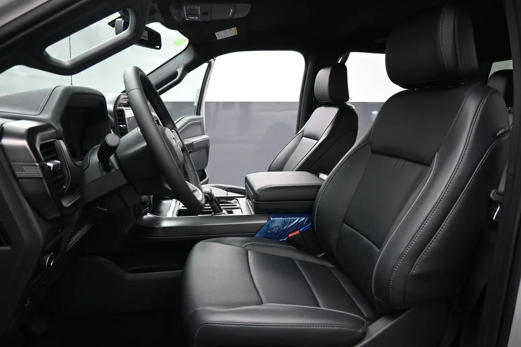 New 2026 Avalanche Ford Lariat image 9