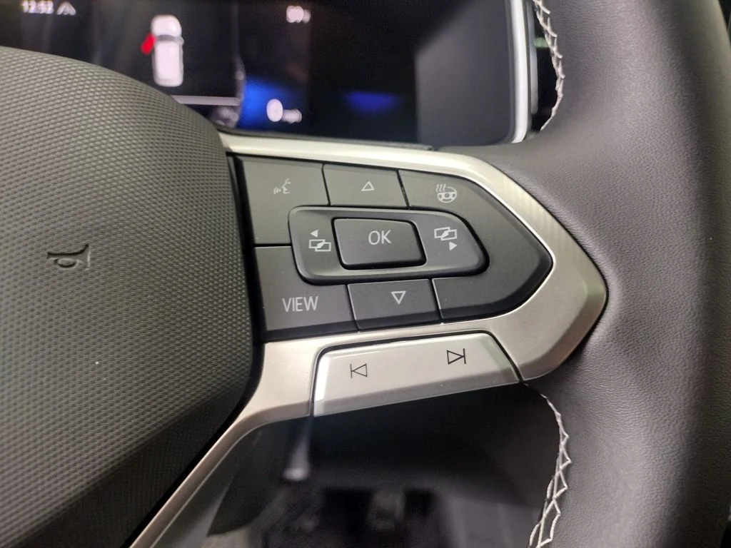 New 2026 Blue Volkswagen 1.5T SE image 24