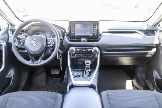 Certified Used 2020 ICE CAP Toyota  image 15