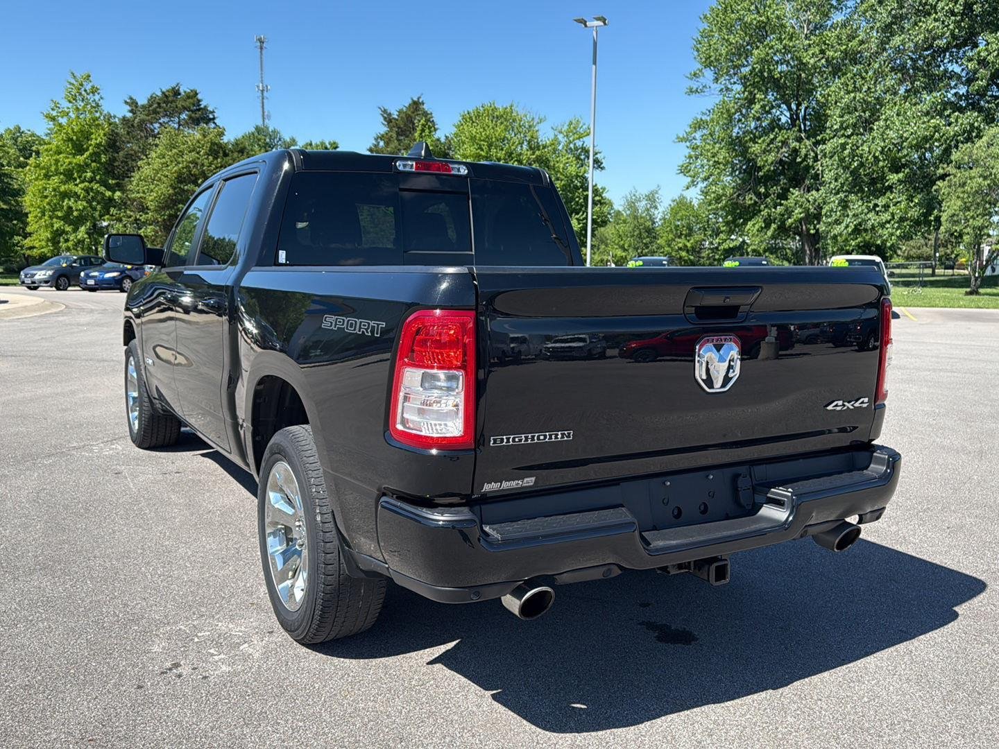 Used 2022 Diamond Black Crystal Pearlcoat Ram Big Horn image 18