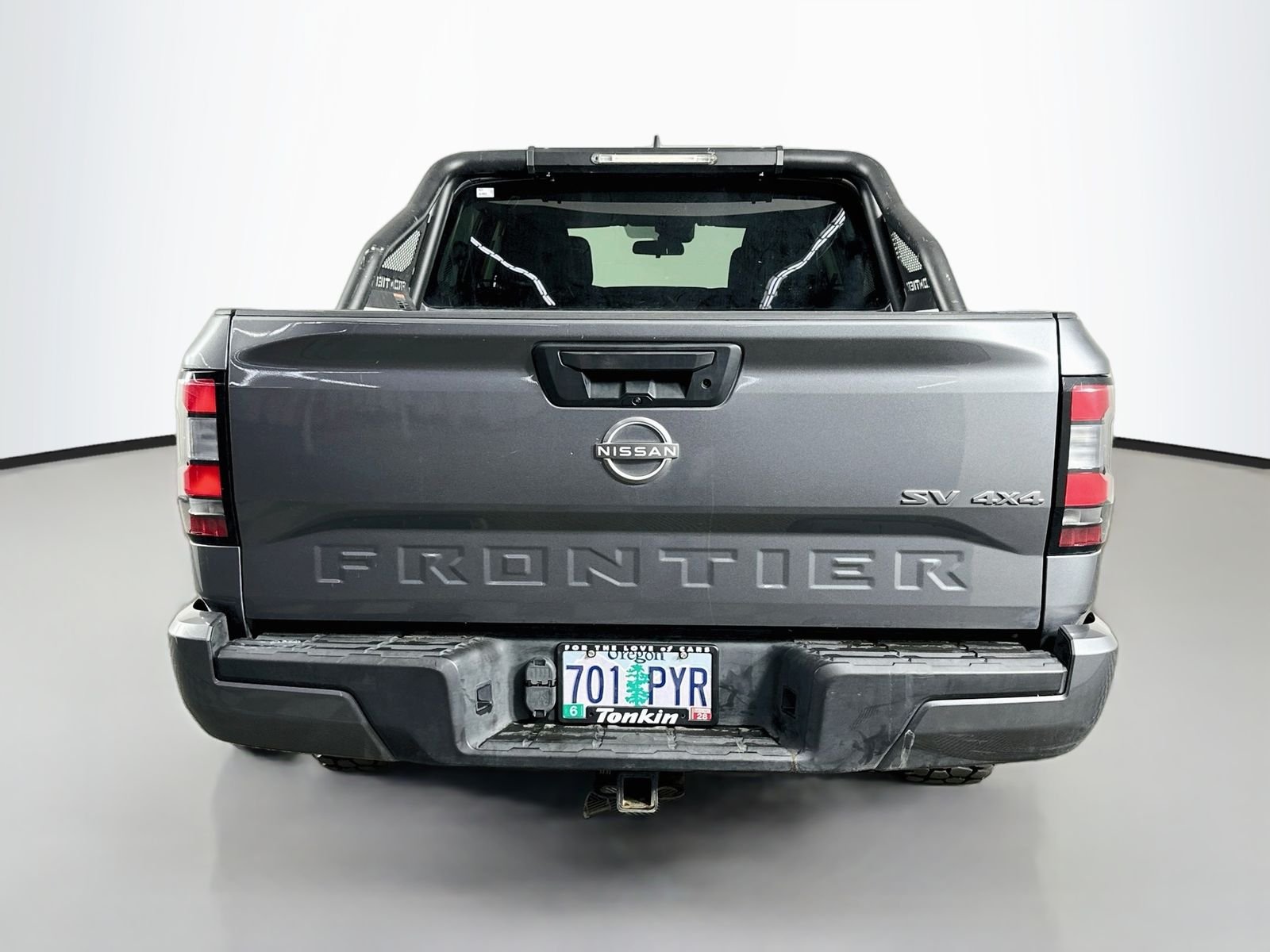 Used 2022 Gun Metallic Nissan SV image 6
