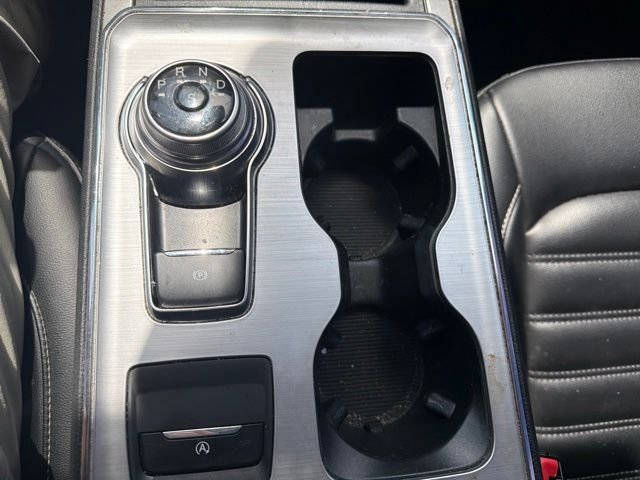 Used 2022 White Ford SEL image 22