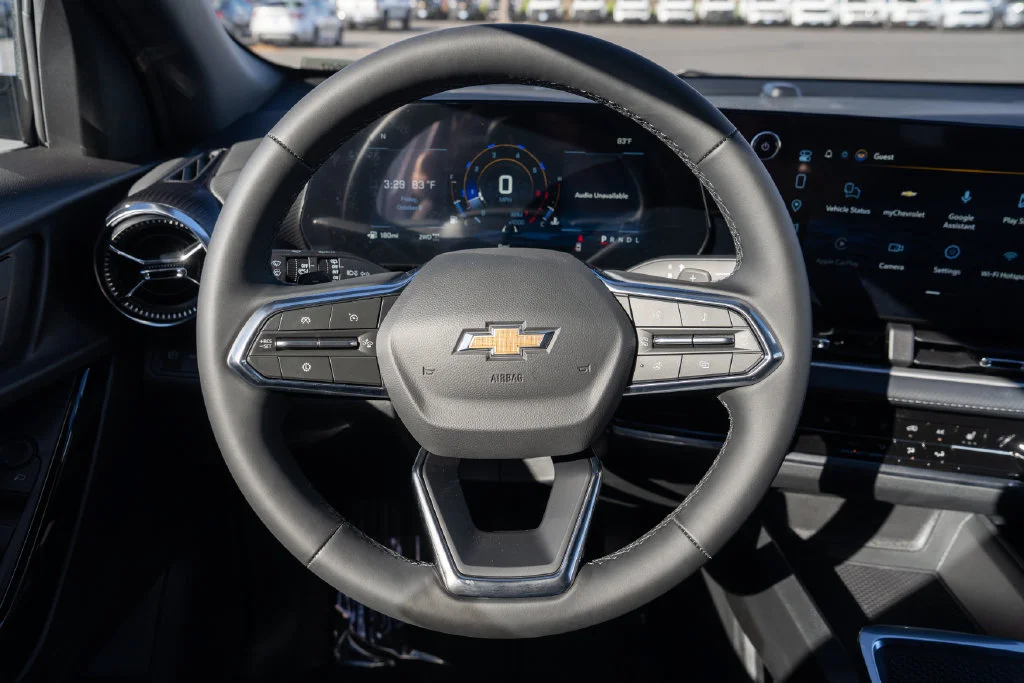 2027 Chevrolet Equinox LT - Photo 14