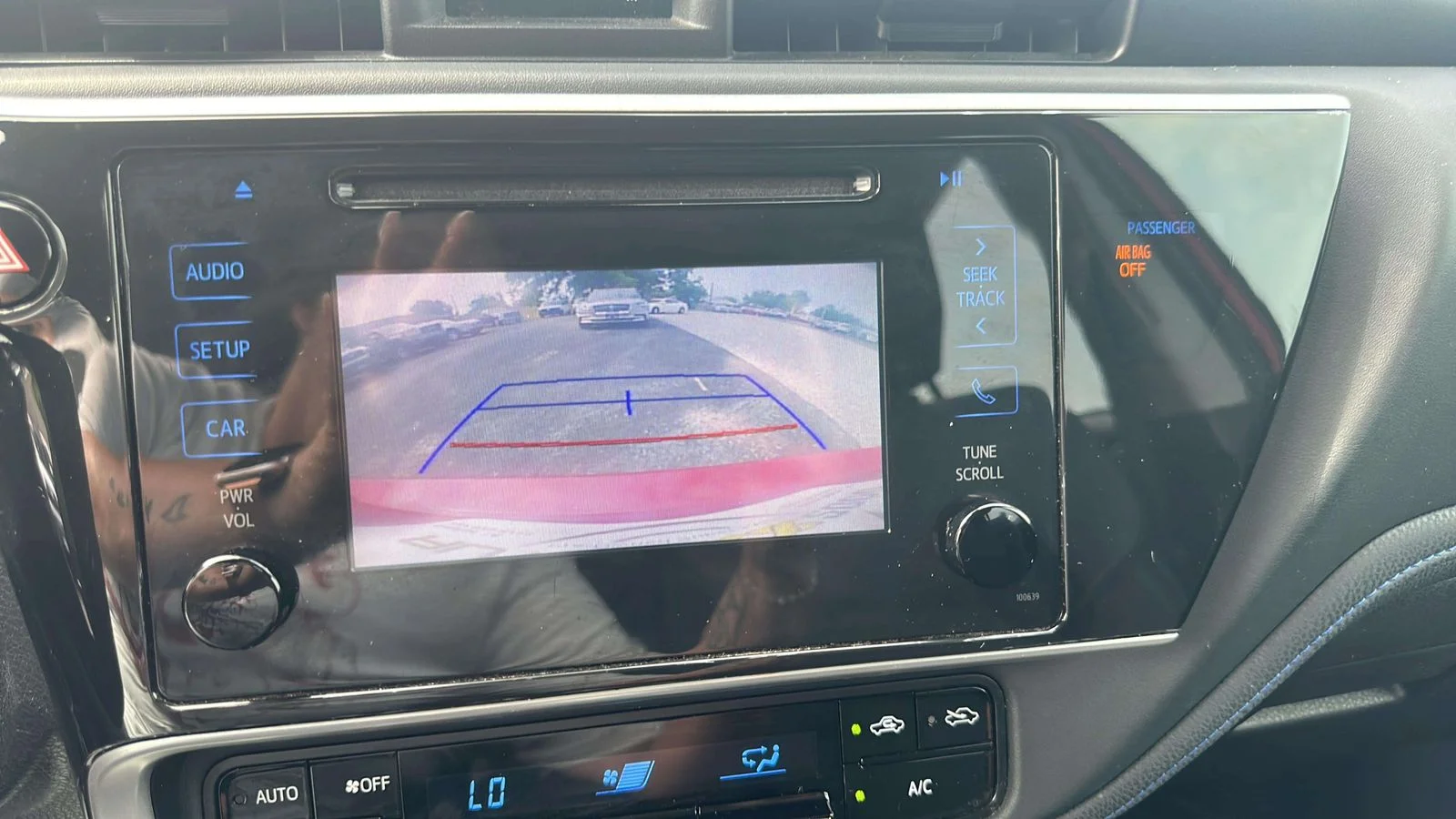 Used 2018 Red Toyota SE image 20