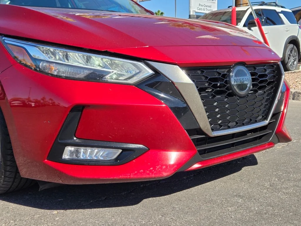 Used 2021 Red Nissan SR image 2